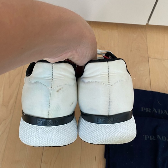 ⭐️ 🌴Prada Logo Sneakers - Picture 4 of 7